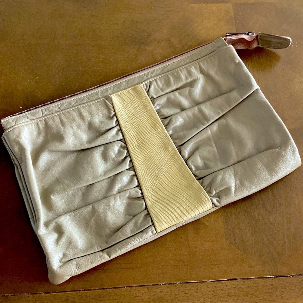 Vintage Canadian clutch with reptile print